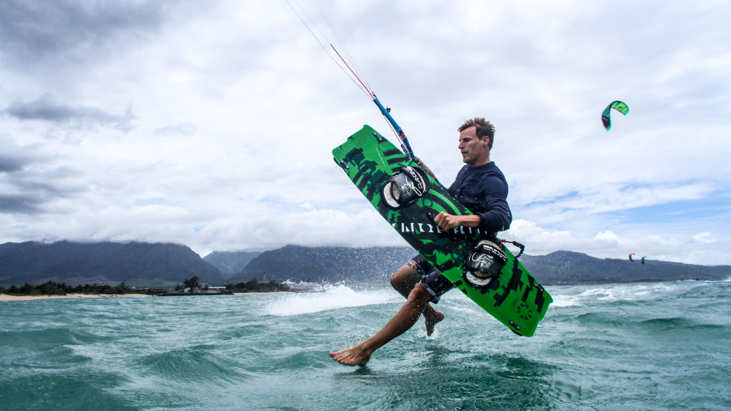 North Shore Kiteboarding